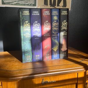 Land of Stories Series Book Gift Set